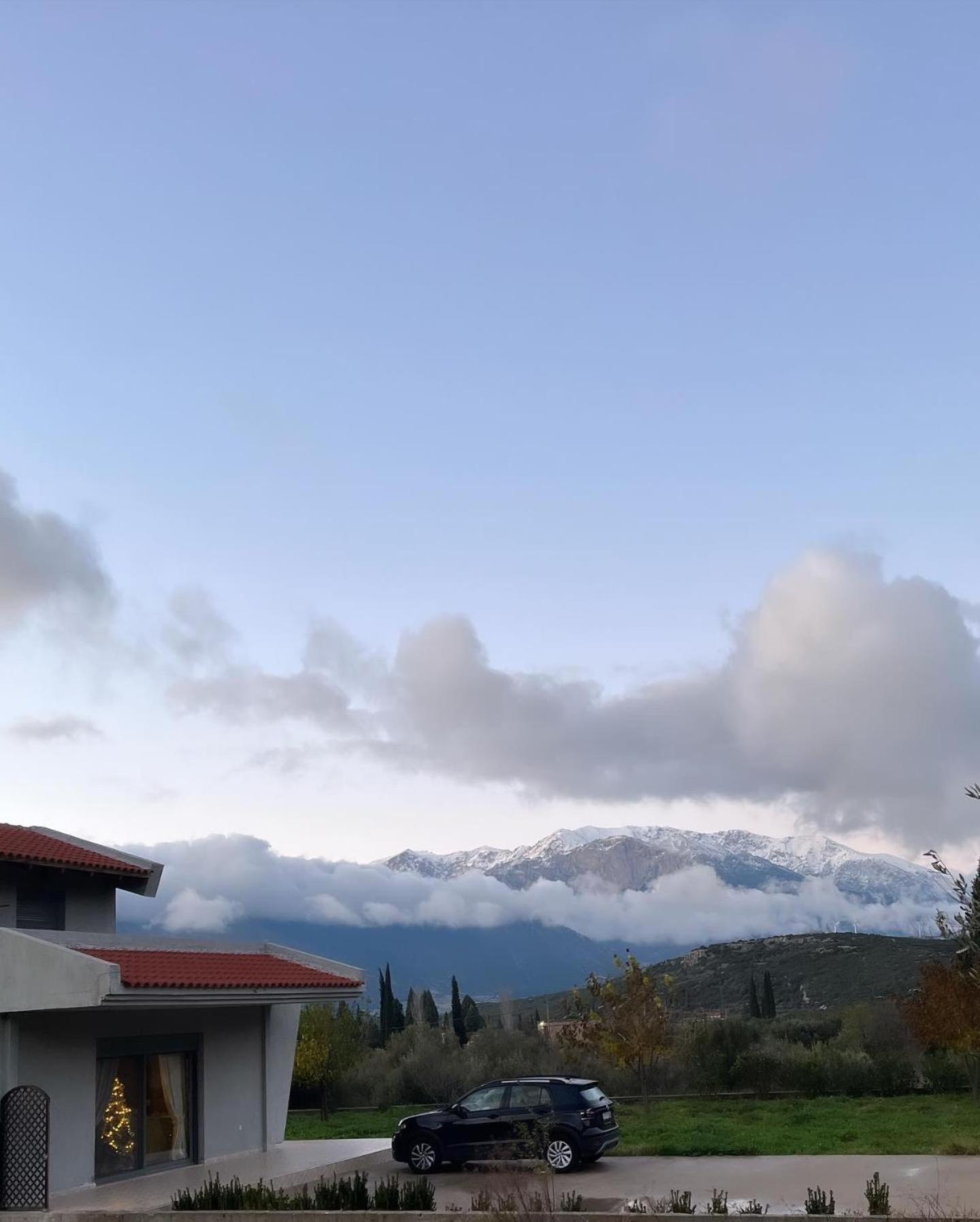 Stellas Guesthouse Near Arachova Stírion Esterno foto